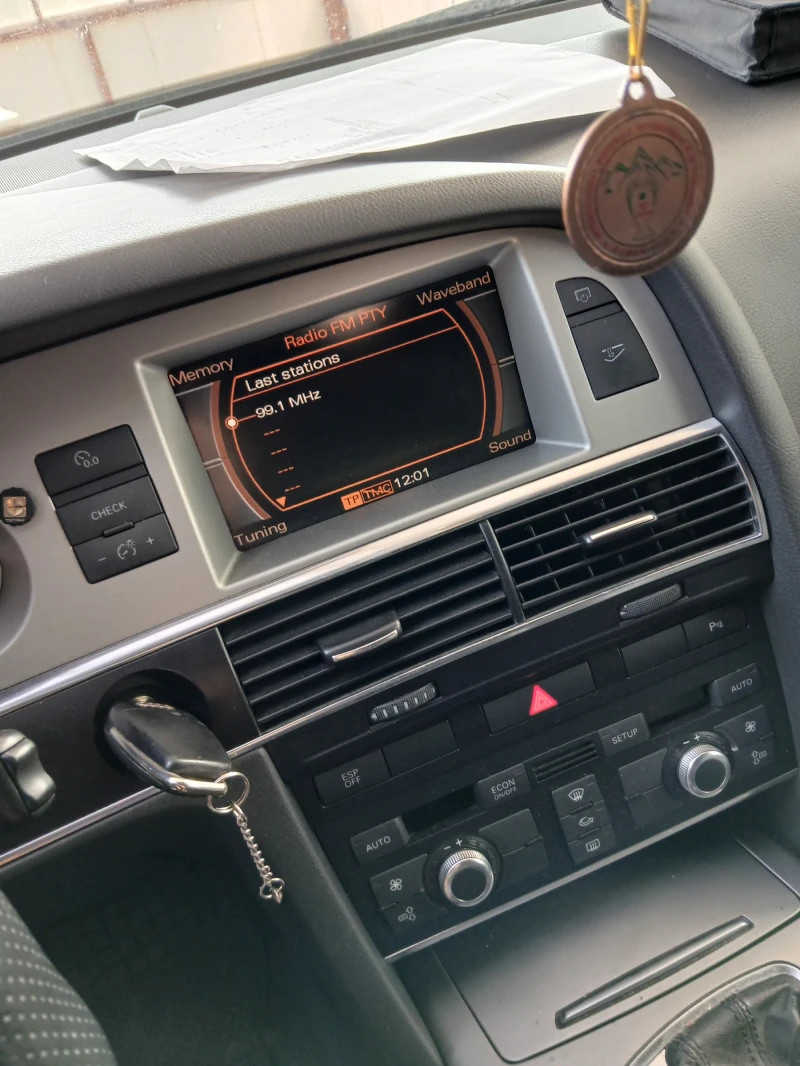 Audi A6 4ф ксенон, снимка 11 - Автомобили и джипове - 52934434