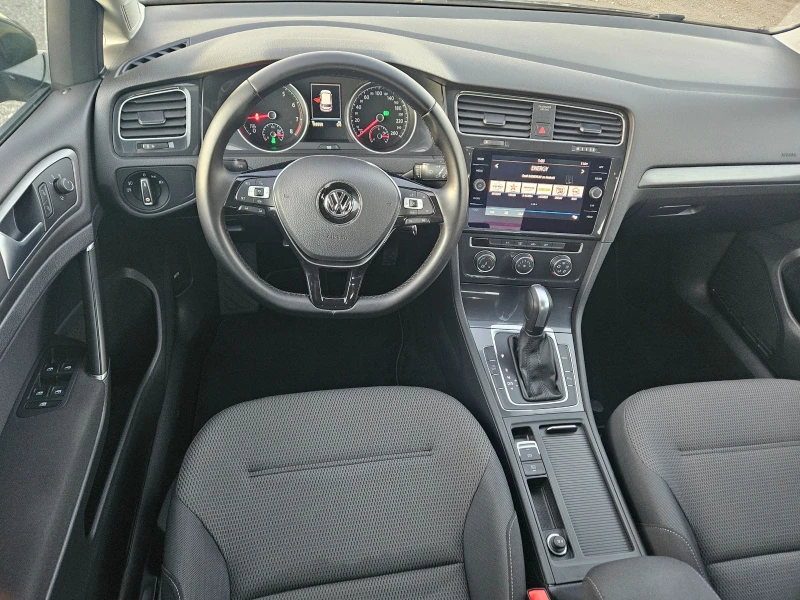 VW Golf 1.5TGI-АВТОМАТИК, снимка 14 - Автомобили и джипове - 48132233