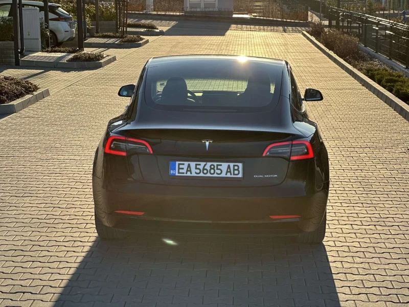 Tesla Model 3, снимка 6 - Автомобили и джипове - 49450365