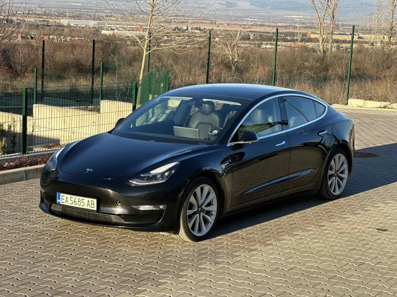 Tesla Model 3, снимка 1 - Автомобили и джипове - 49450365