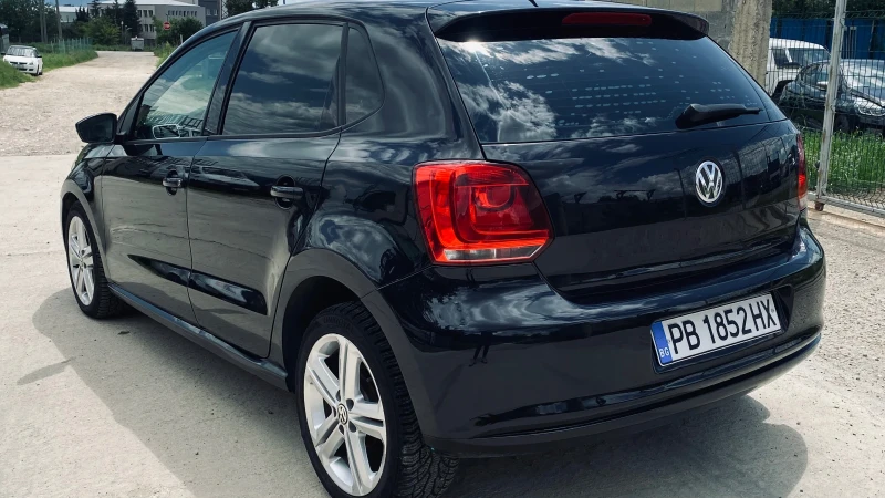 VW Polo 1.6tdi, снимка 5 - Автомобили и джипове - 49610915