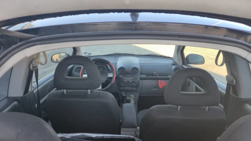 VW Beetle, снимка 7 - Автомобили и джипове - 51541025