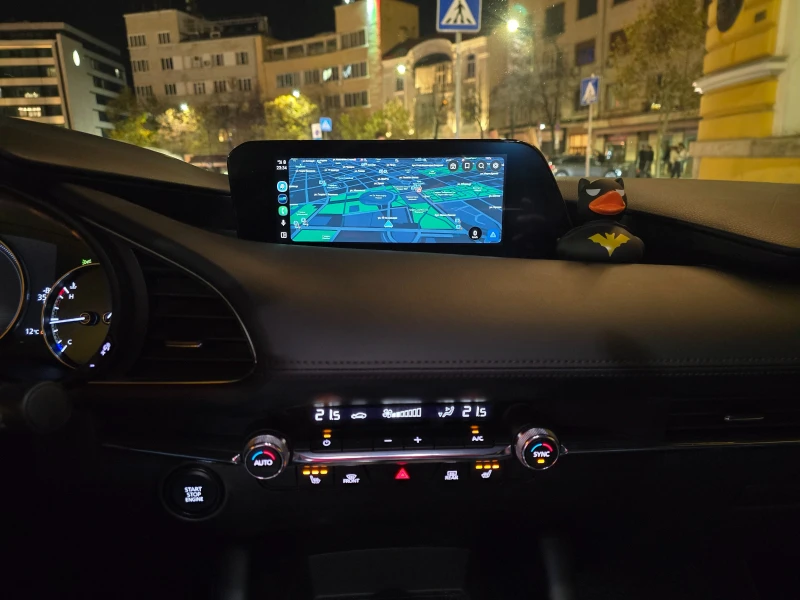 Mazda 3 2.5 S Preferred | 2023 | 19 500 км, снимка 15 - Автомобили и джипове - 52216935