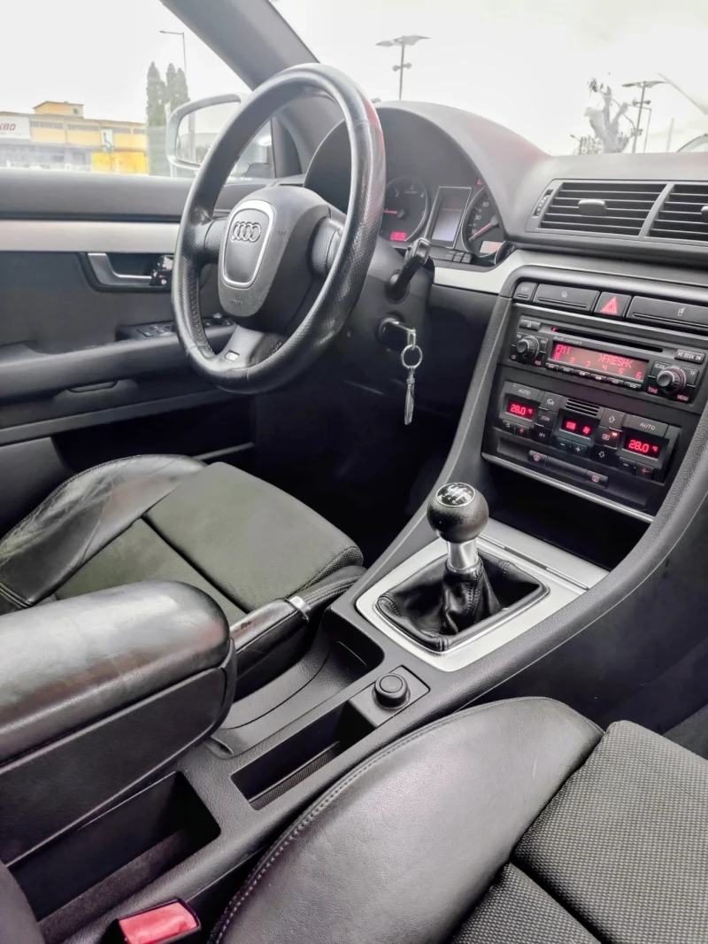 Audi A4 S line, снимка 8 - Автомобили и джипове - 52350297