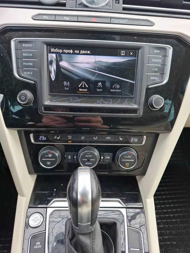 VW Passat 2.0 TDI, снимка 10 - Автомобили и джипове - 53229953
