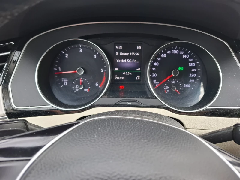 VW Passat 2.0 TDI, снимка 8 - Автомобили и джипове - 53229953