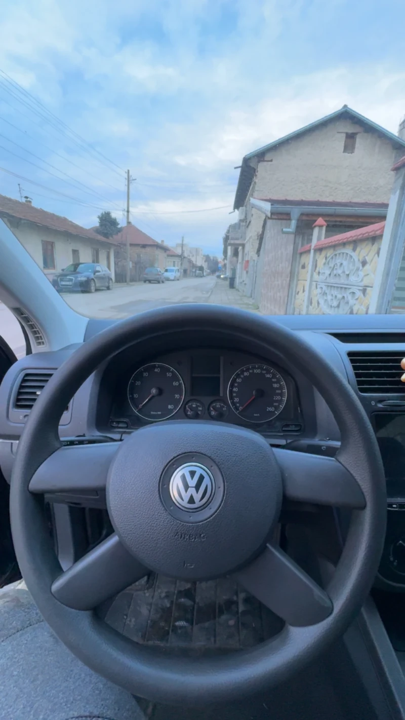 VW Golf, снимка 6 - Автомобили и джипове - 53261177