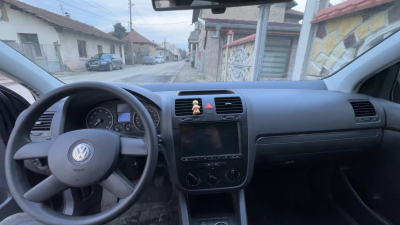 VW Golf, снимка 7 - Автомобили и джипове - 53261177