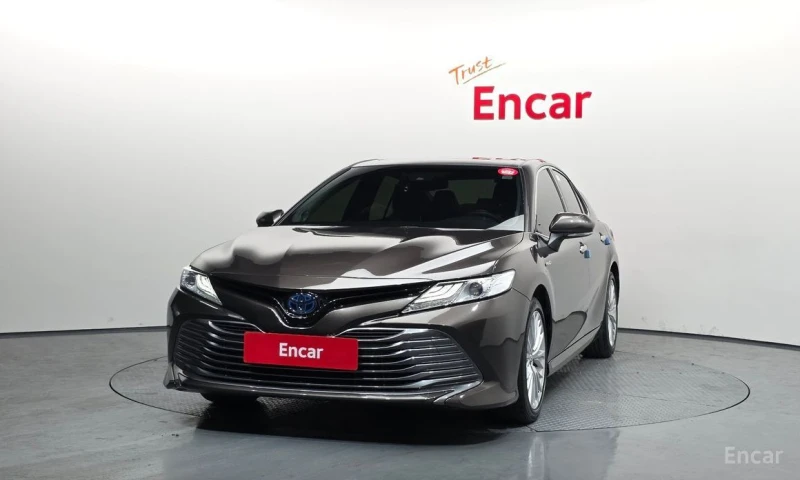 Toyota Camry, снимка 3 - Автомобили и джипове - 53516301