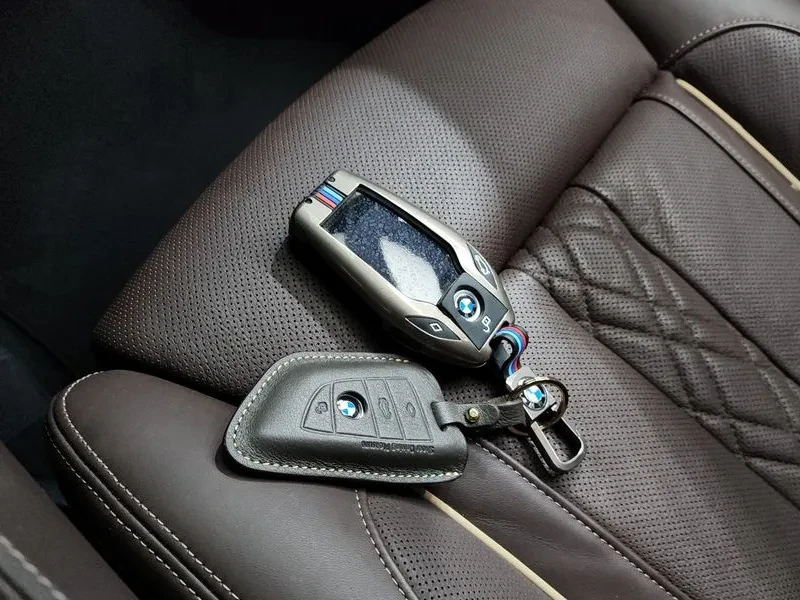 BMW 520 d-MSport - САМО 30% АВАНС, снимка 15 - Автомобили и джипове - 55740805