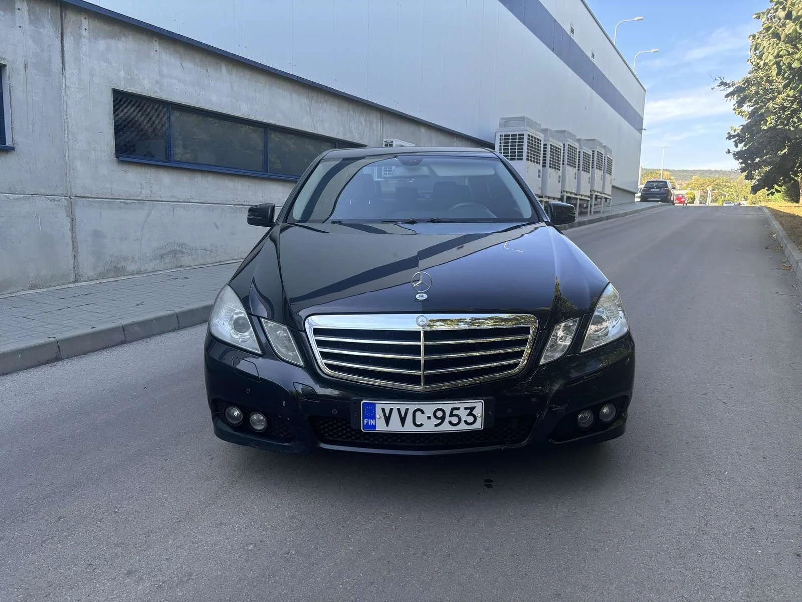 Mercedes-Benz E 200 Cdi - изображение 2