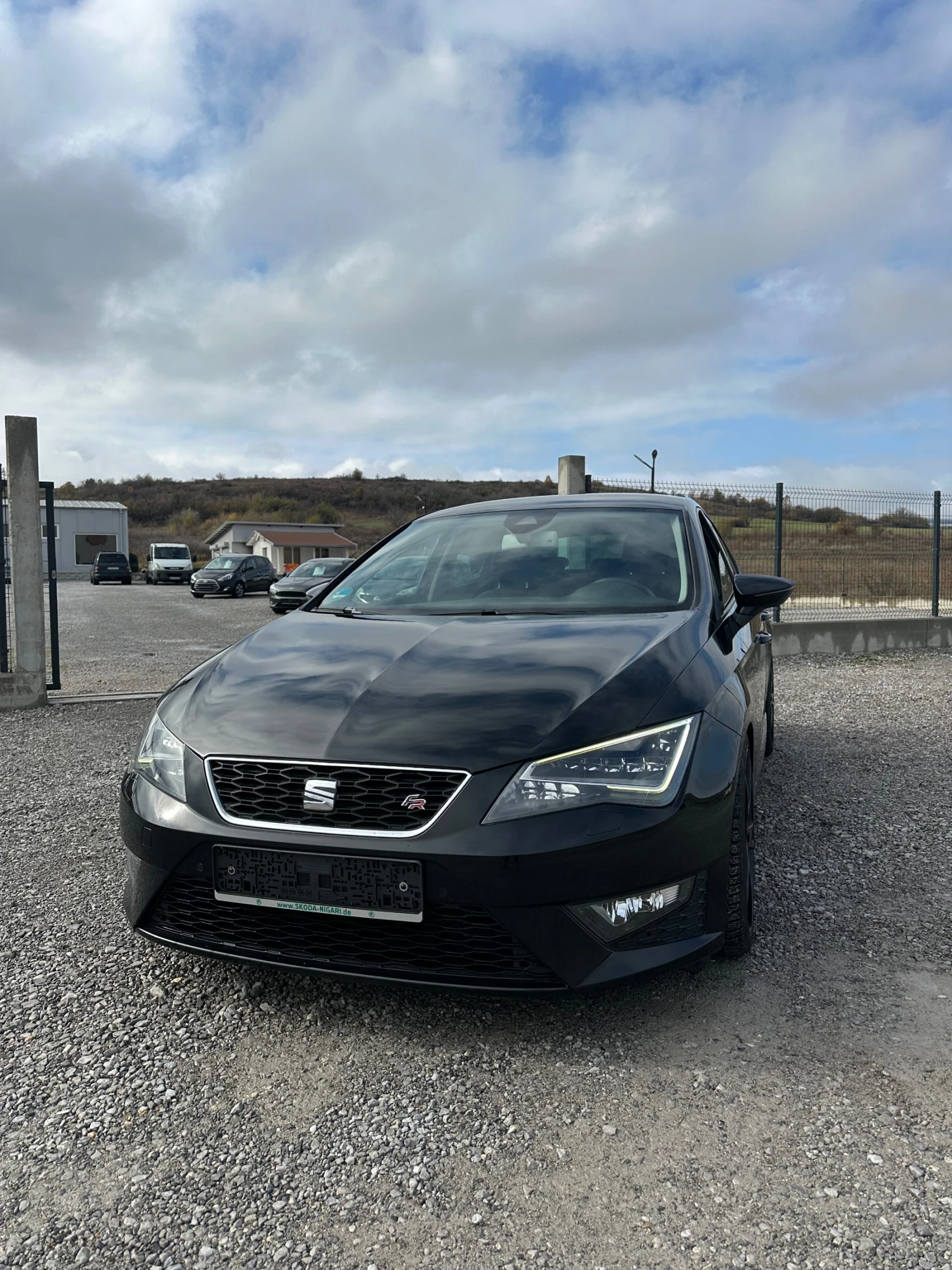 Seat Leon FR 1.8TSi DSG EURO 6 спортно окачване серв история - изображение 2