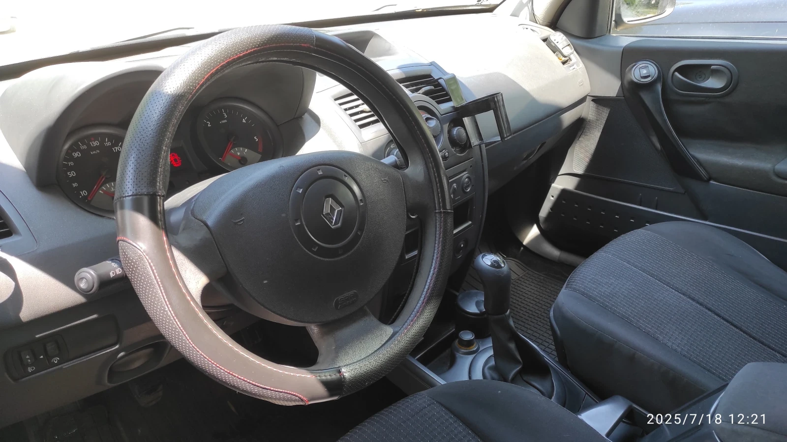 Renault Megane 1.5 dci   - изображение 6