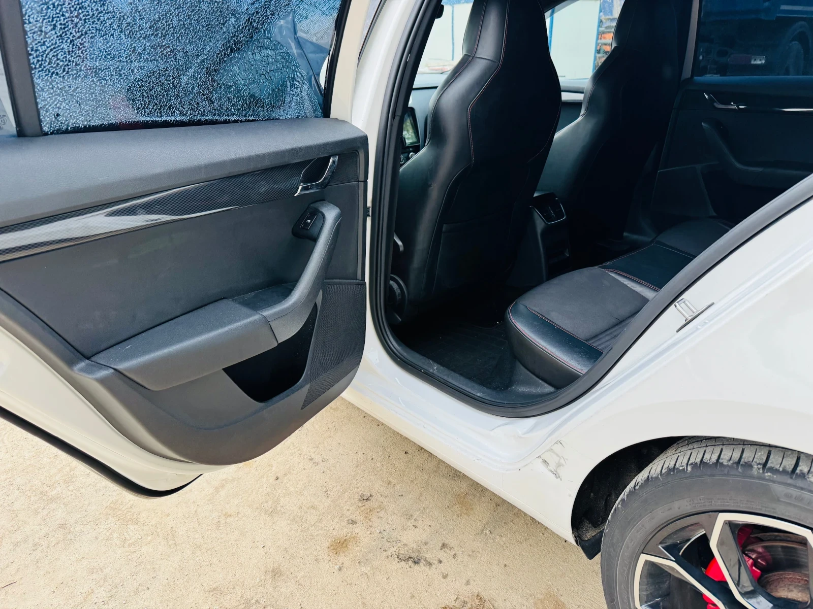 Skoda Octavia * VRS* 184ks* LED*  | Mobile.bg   16