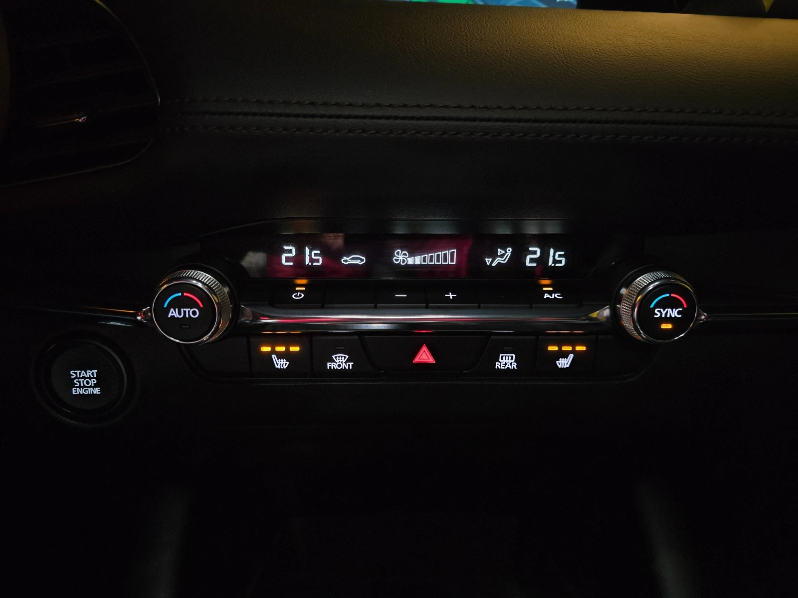 Mazda 3 2.5 S Preferred | 2023 | 19 500  | Mobile.bg   14