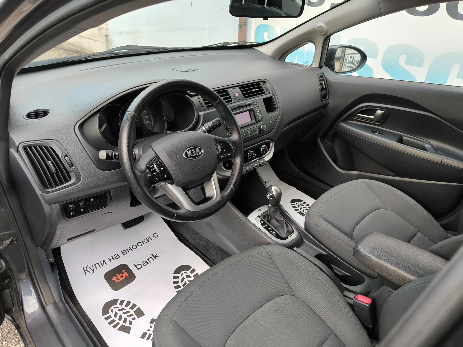 Kia Rio 1.4i automatic Швейцария - изображение 8
