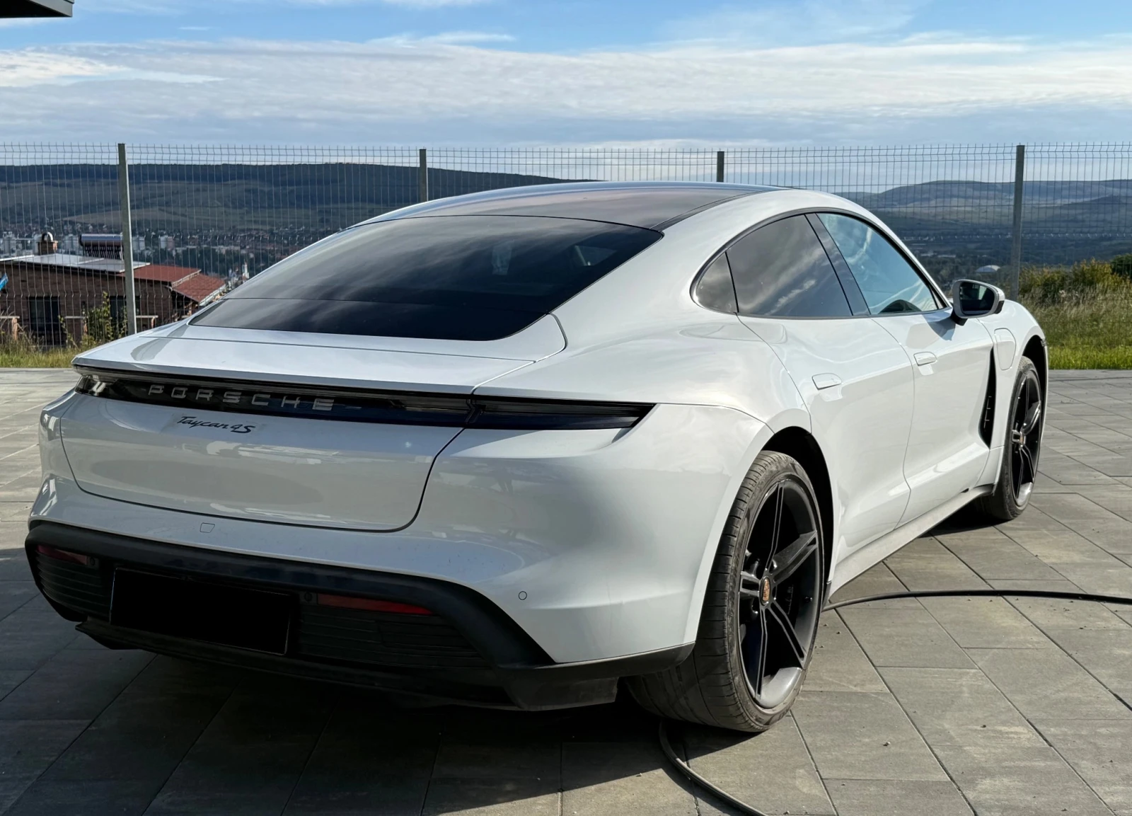 Porsche Taycan 4S Performance Plus 93.4 kWh - изображение 4