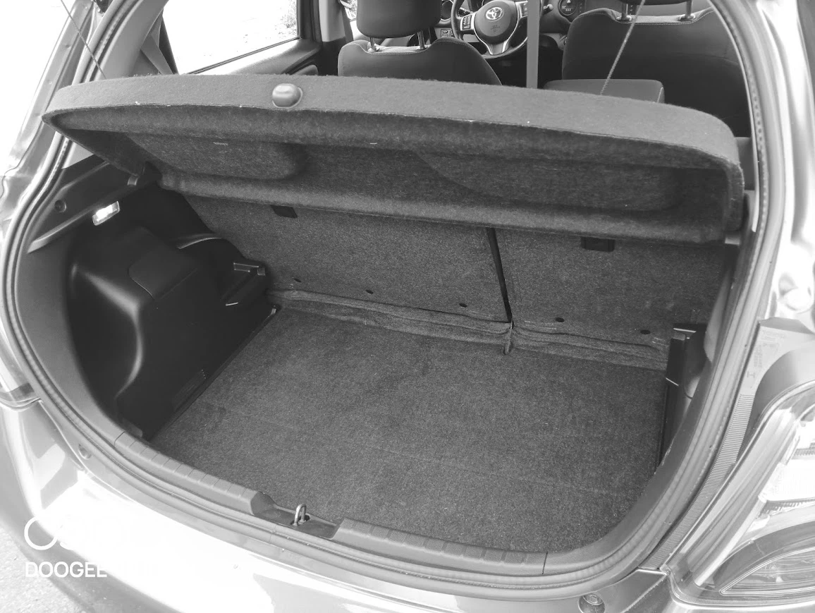 Toyota Yaris  - изображение 6