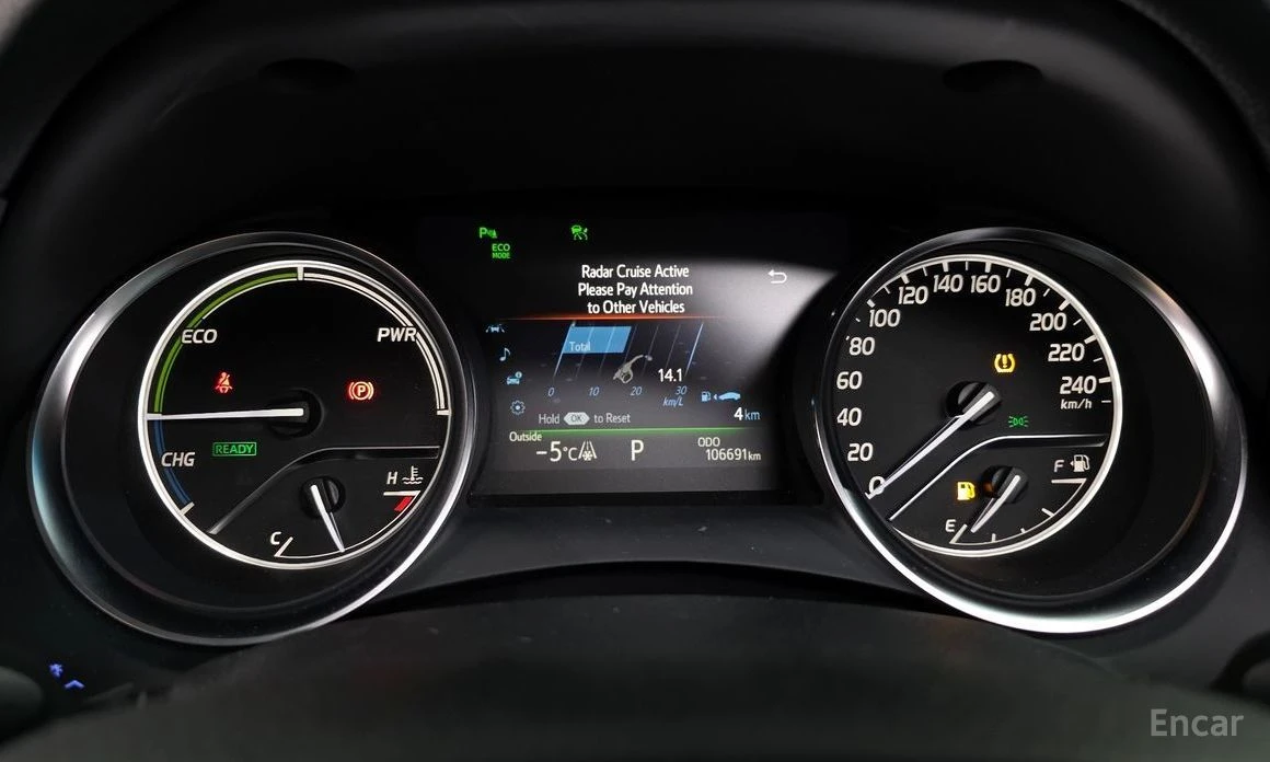 Toyota Camry  - изображение 8