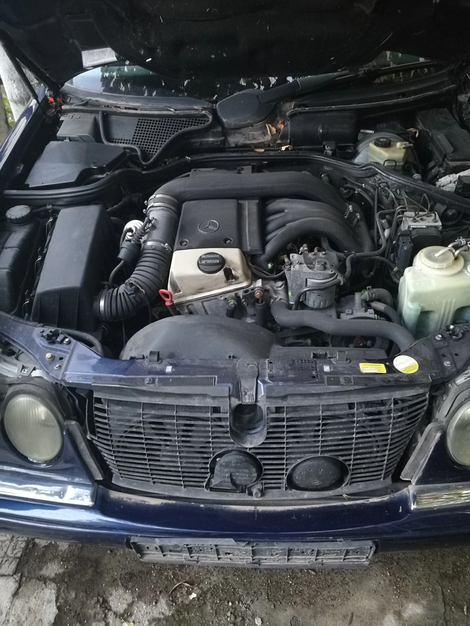 Mercedes-Benz E 250 W210 - изображение 6