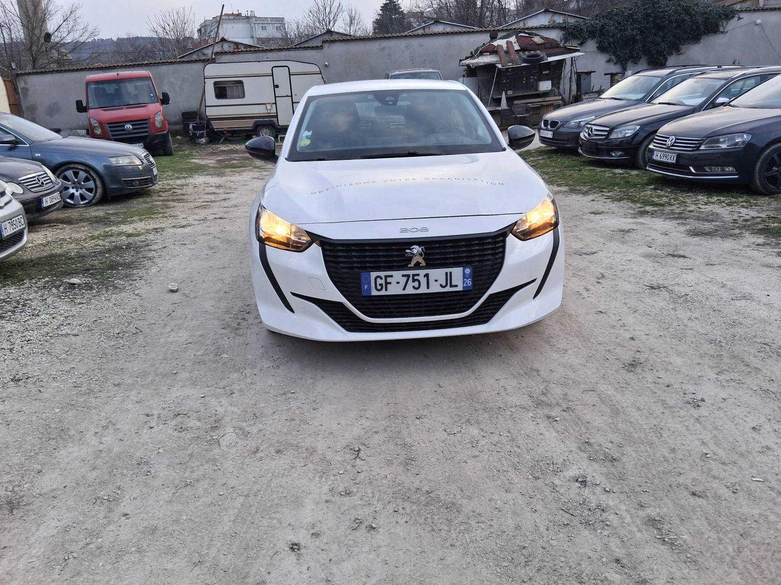 Peugeot 208  - изображение 2