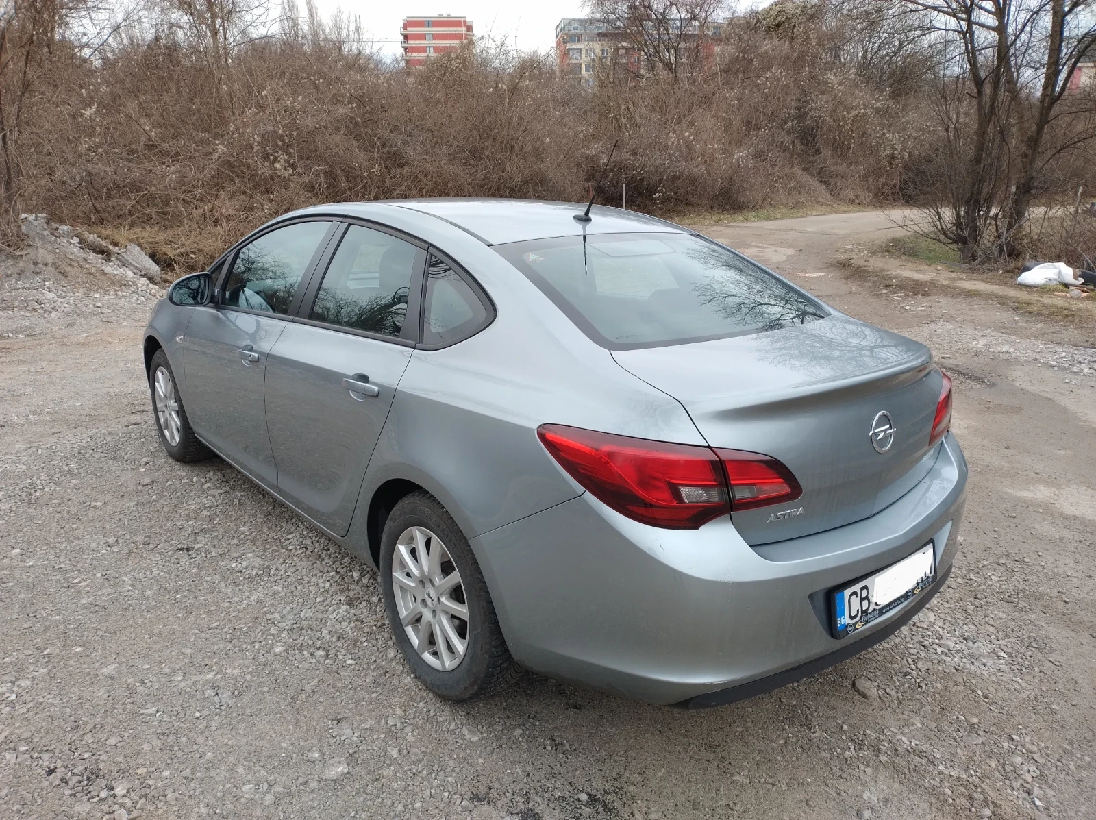 Opel Astra J 1.6 от БГ - ГАЗ, снимка 4 - Автомобили и джипове - 54115704