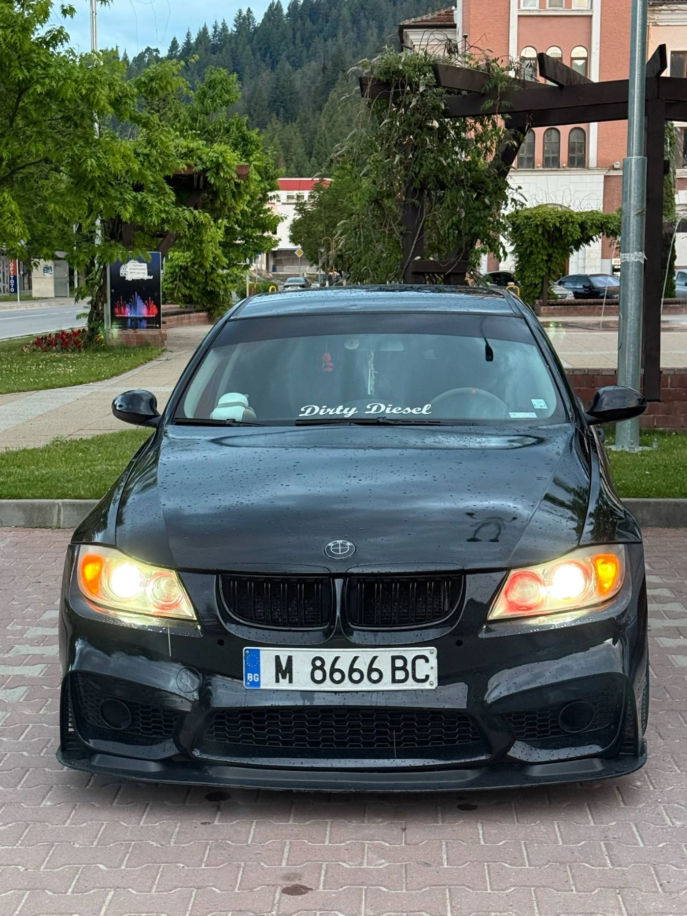 BMW 320, снимка 8 - Автомобили и джипове - 54137342