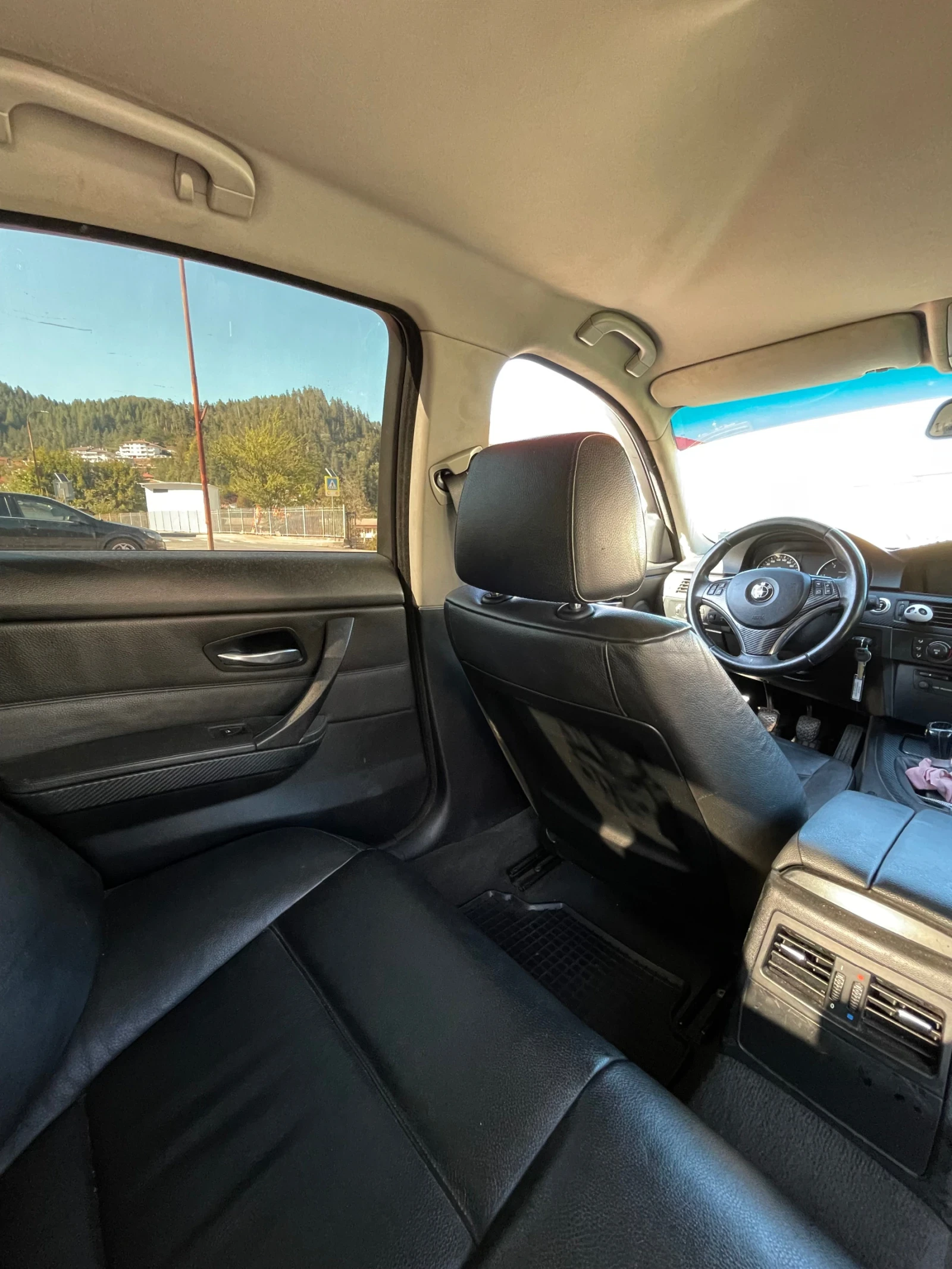 BMW 320, снимка 13 - Автомобили и джипове - 54137342