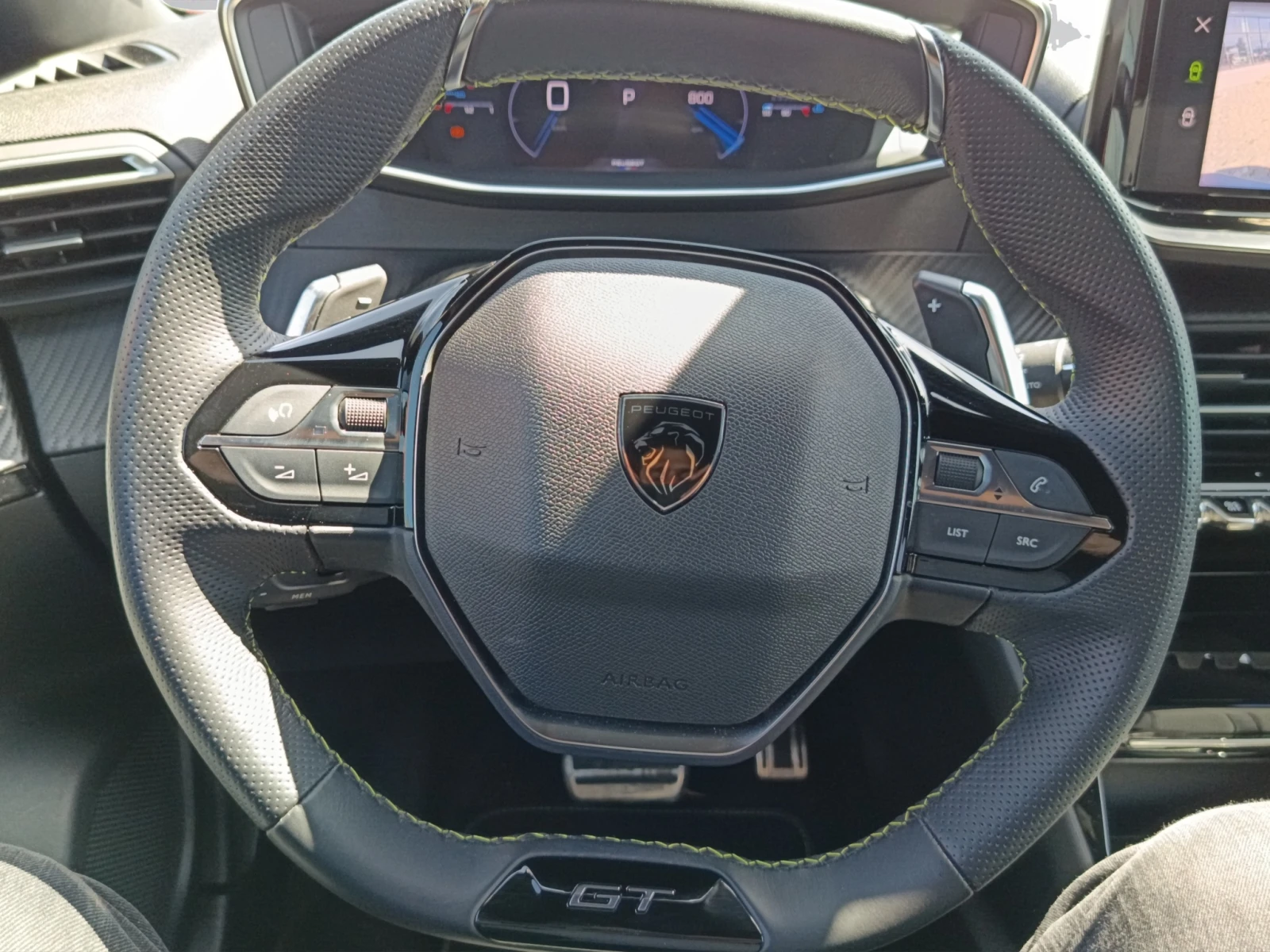 Peugeot 2008 GT, снимка 11 - Автомобили и джипове - 54423163