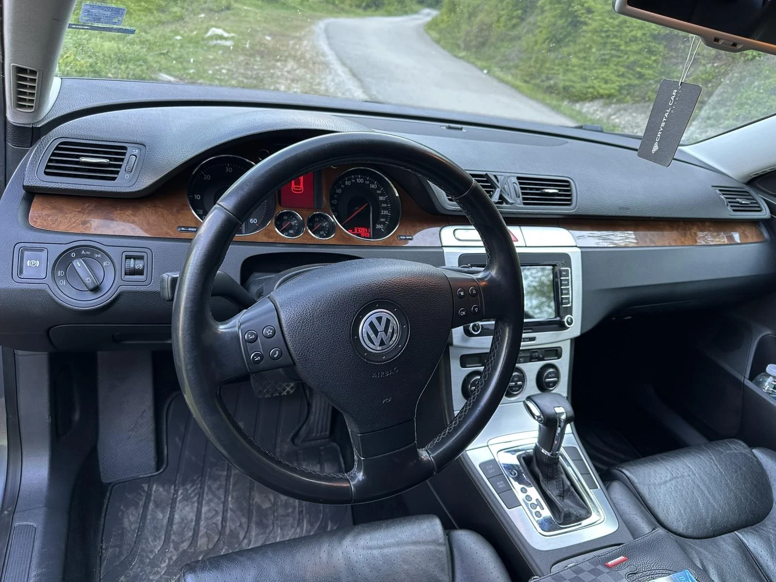 VW Passat, снимка 8 - Автомобили и джипове - 54431314