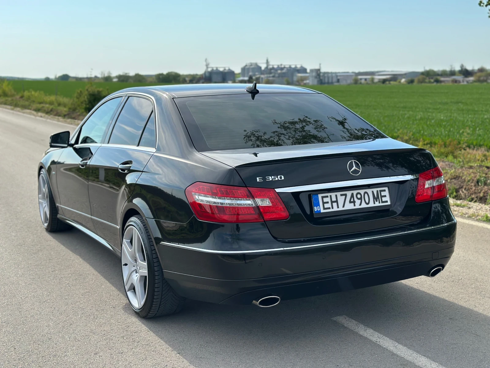 Mercedes-Benz E 350 CDI 265hp Full - Distronic/Blind Spot/Lane Assist, снимка 5 - Автомобили и джипове - 54464849