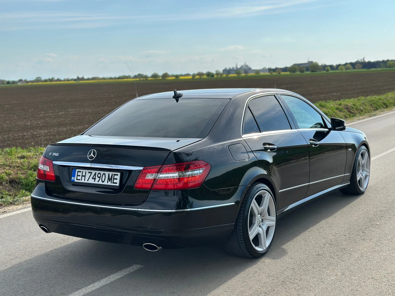 Mercedes-Benz E 350 CDI 265hp Full - Distronic/Blind Spot/Lane Assist, снимка 6 - Автомобили и джипове - 54464849