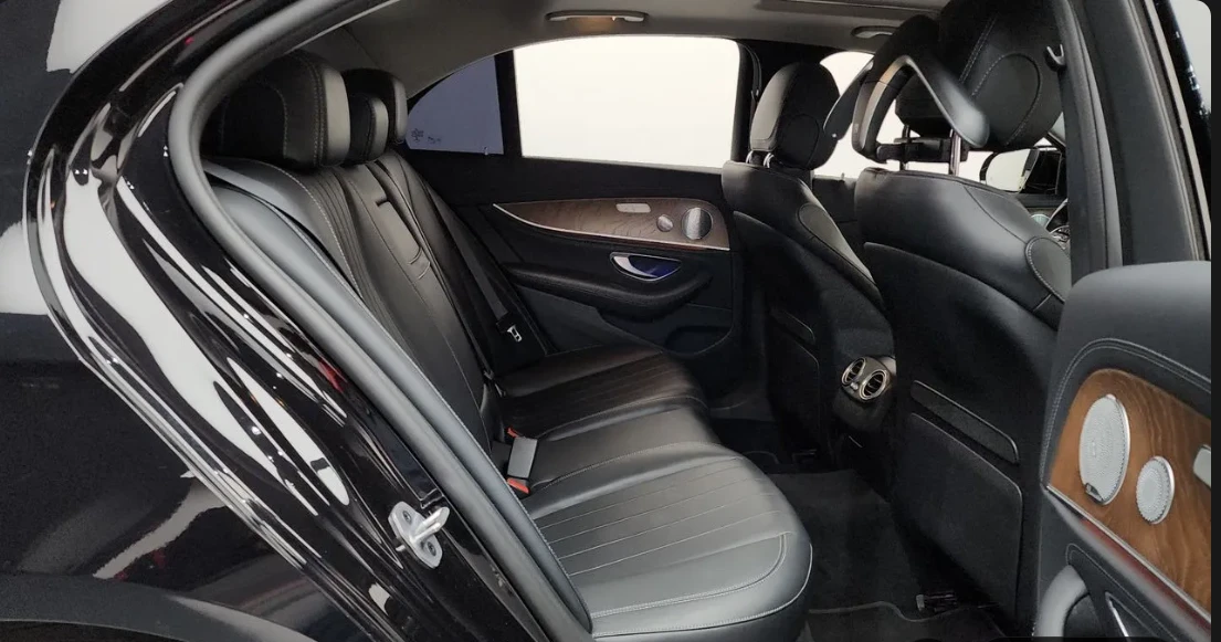 Mercedes-Benz E 300 4MATIC, снимка 12 - Автомобили и джипове - 54594740