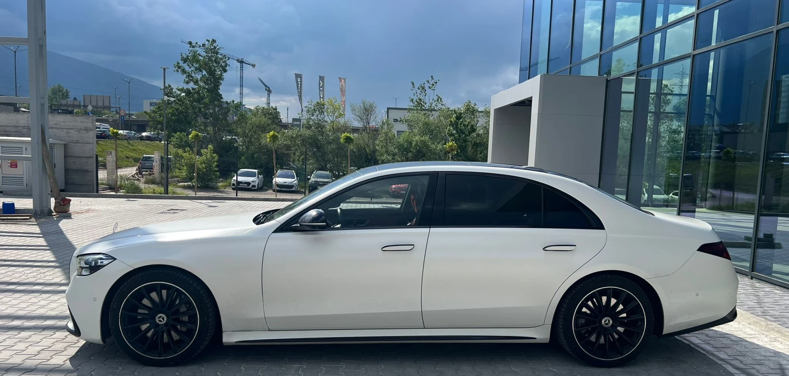 Mercedes-Benz S 580 L 4Matic AMG Line = MGT Select 2 = , снимка 5 - Автомобили и джипове - 54639557