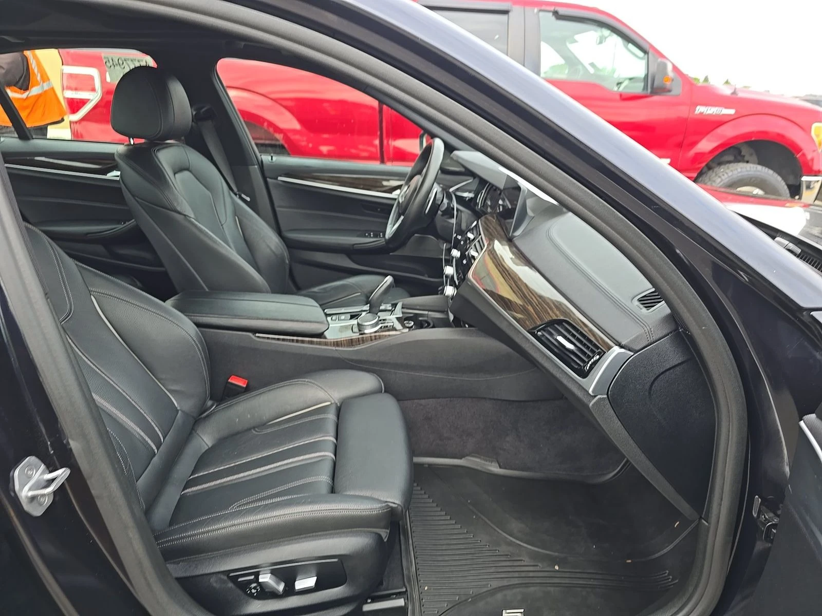 BMW 540 xDrive M Sport Line, снимка 7 - Автомобили и джипове - 54840703