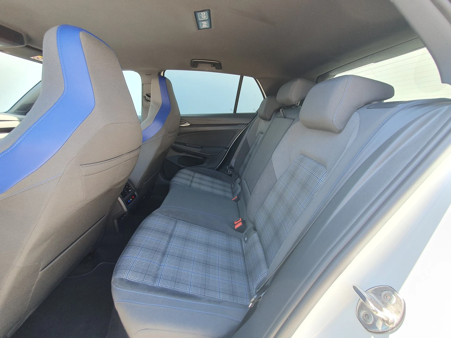 VW Golf | Mobile.bg � ����������� 12