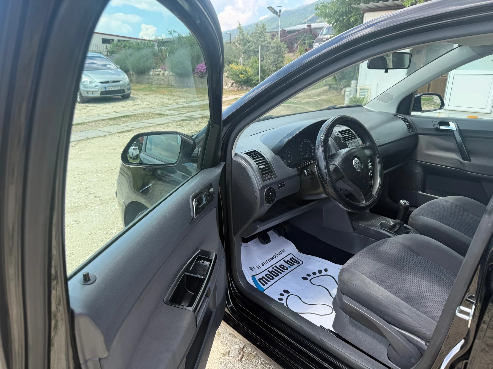 VW Polo 1.2 бензин, снимка 12 - Автомобили и джипове - 55059142