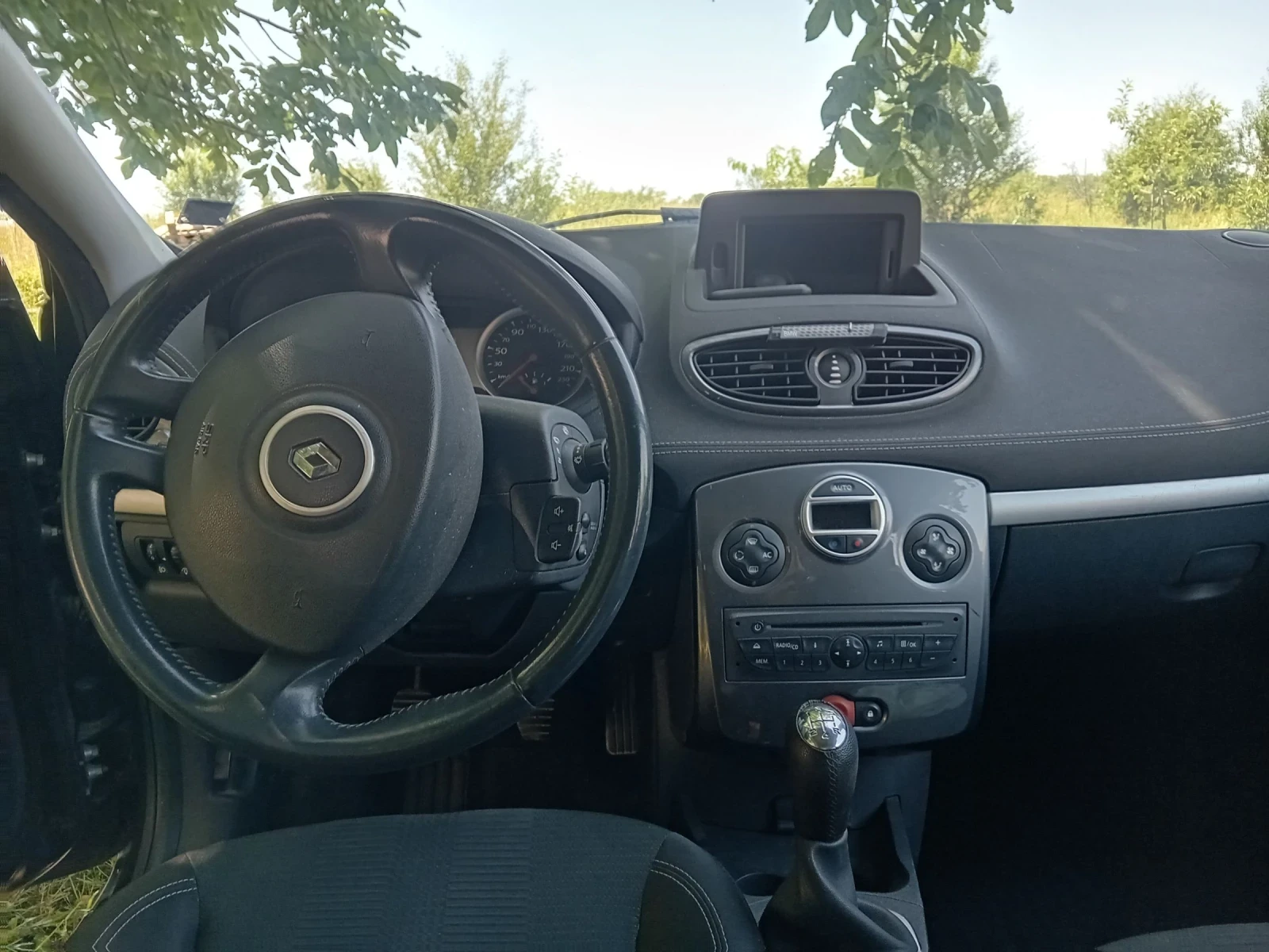 Renault Clio 1, 5cdi, снимка 11 - Автомобили и джипове - 55076537
