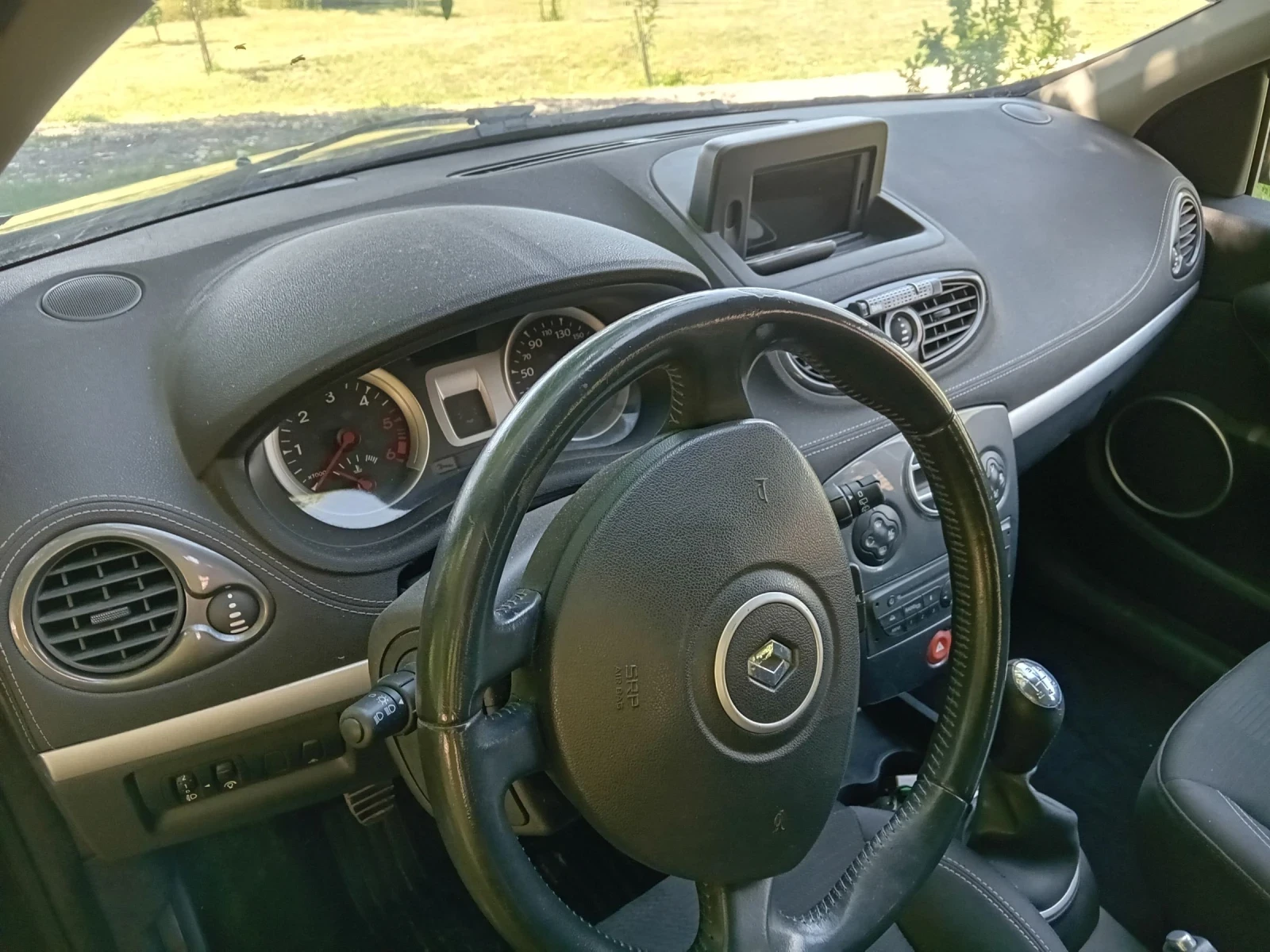 Renault Clio 1, 5cdi, снимка 12 - Автомобили и джипове - 55076537