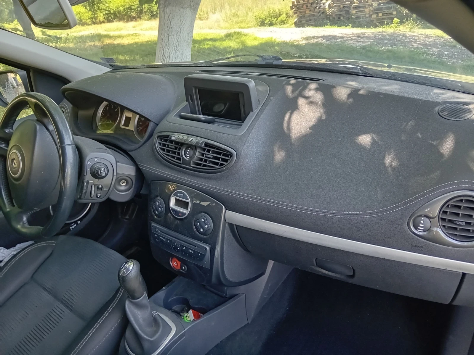 Renault Clio 1, 5cdi, снимка 10 - Автомобили и джипове - 55076537