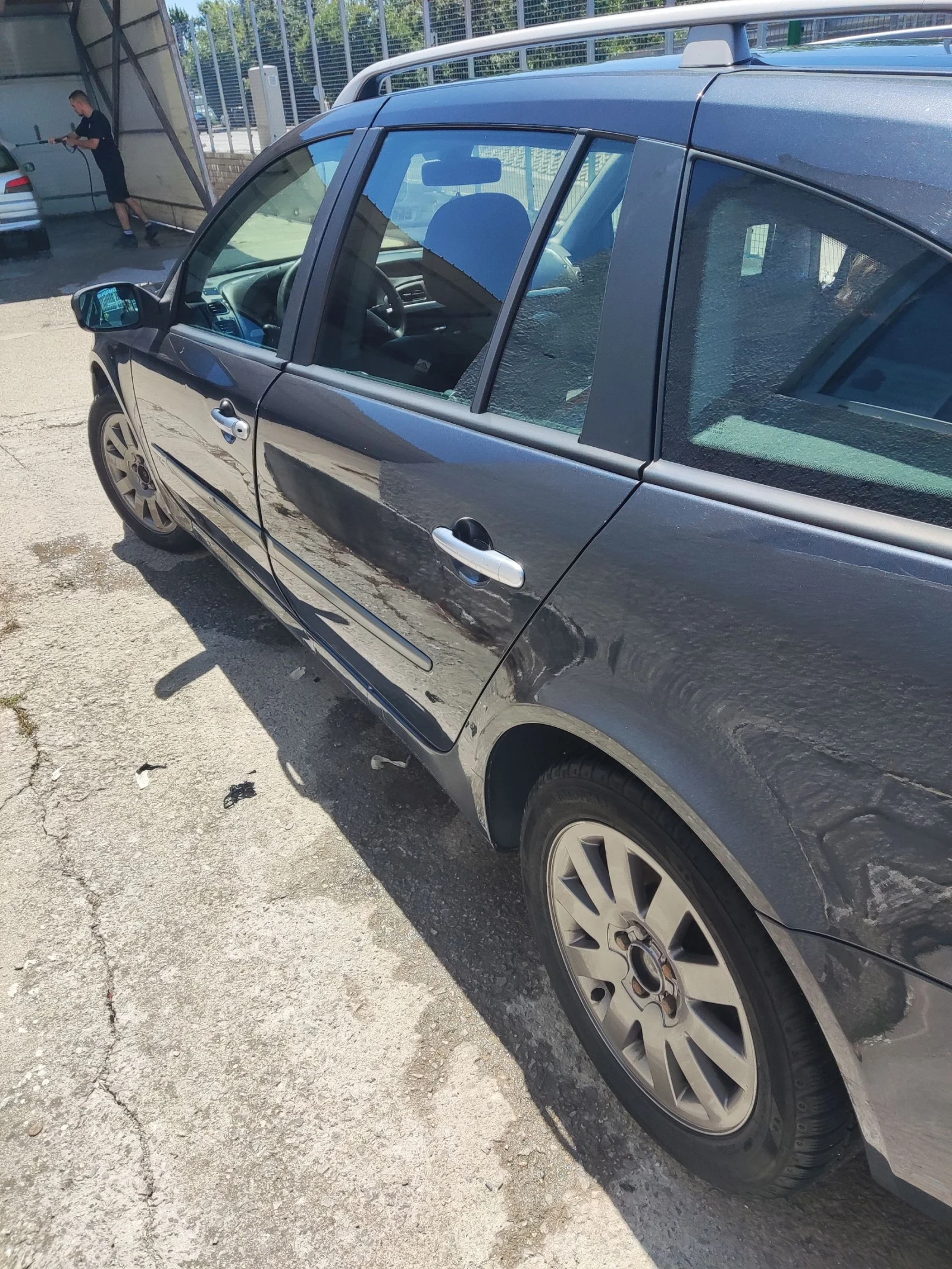 Renault Laguna Комби, снимка 3 - Автомобили и джипове - 55385100