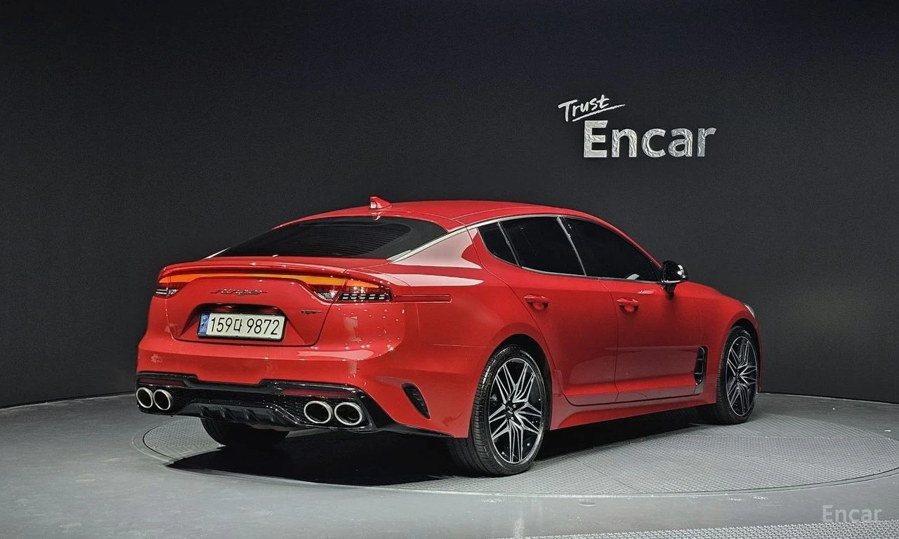 Kia Stinger 3.3 GT Masters* DISTRONIC* LEXICON* ОБДУХВАНЕ* , снимка 3 - Автомобили и джипове - 55624983