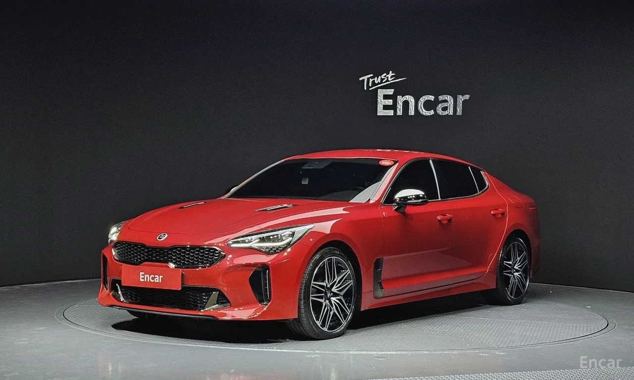 Kia Stinger 3.3 GT Masters* DISTRONIC* LEXICON* ОБДУХВАНЕ* 