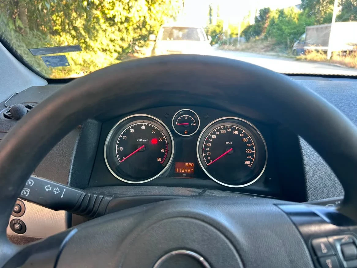 Opel Astra, снимка 11 - Автомобили и джипове - 55772990