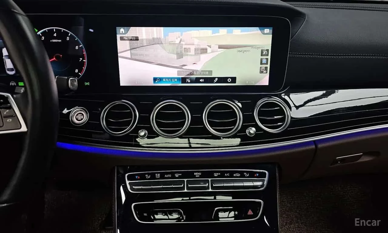 Mercedes-Benz E 450 4MATIC Exclusive/360/ОБДУХВАНЕ/ПАНОРАМА/ДИСТРОНИК, снимка 15 - Автомобили и джипове - 55791898