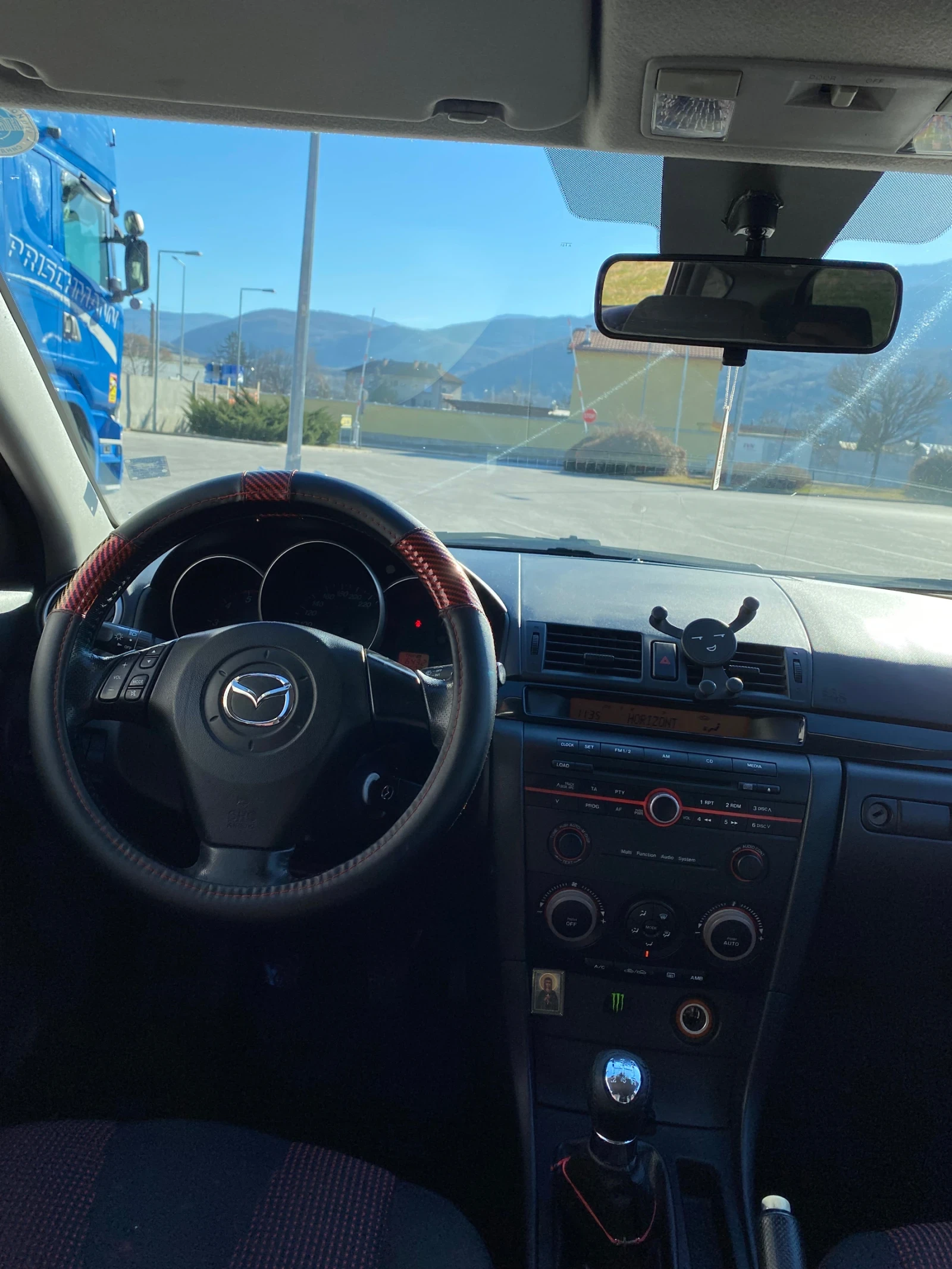 Mazda 3 1.6, снимка 5 - Автомобили и джипове - 55891576