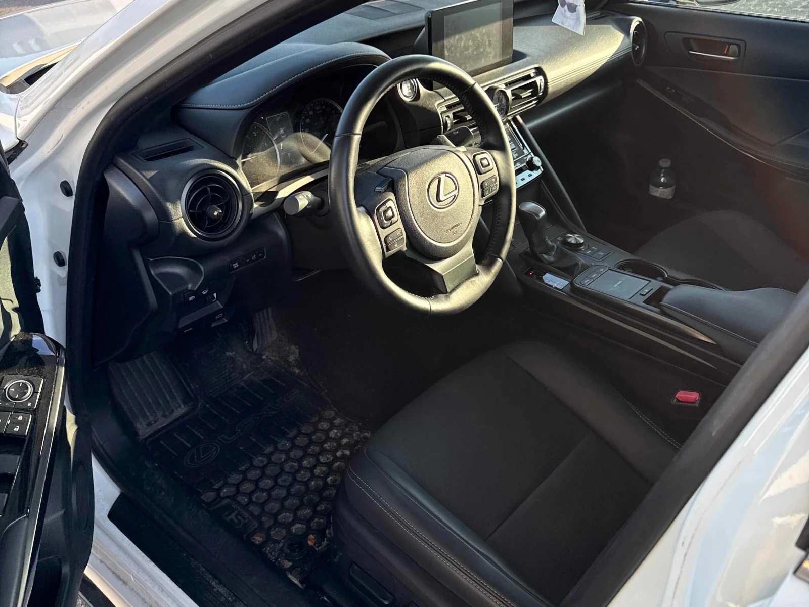 Lexus IS * 300 AWD * CARFAX *  | Mobile.bg � ����������� 5