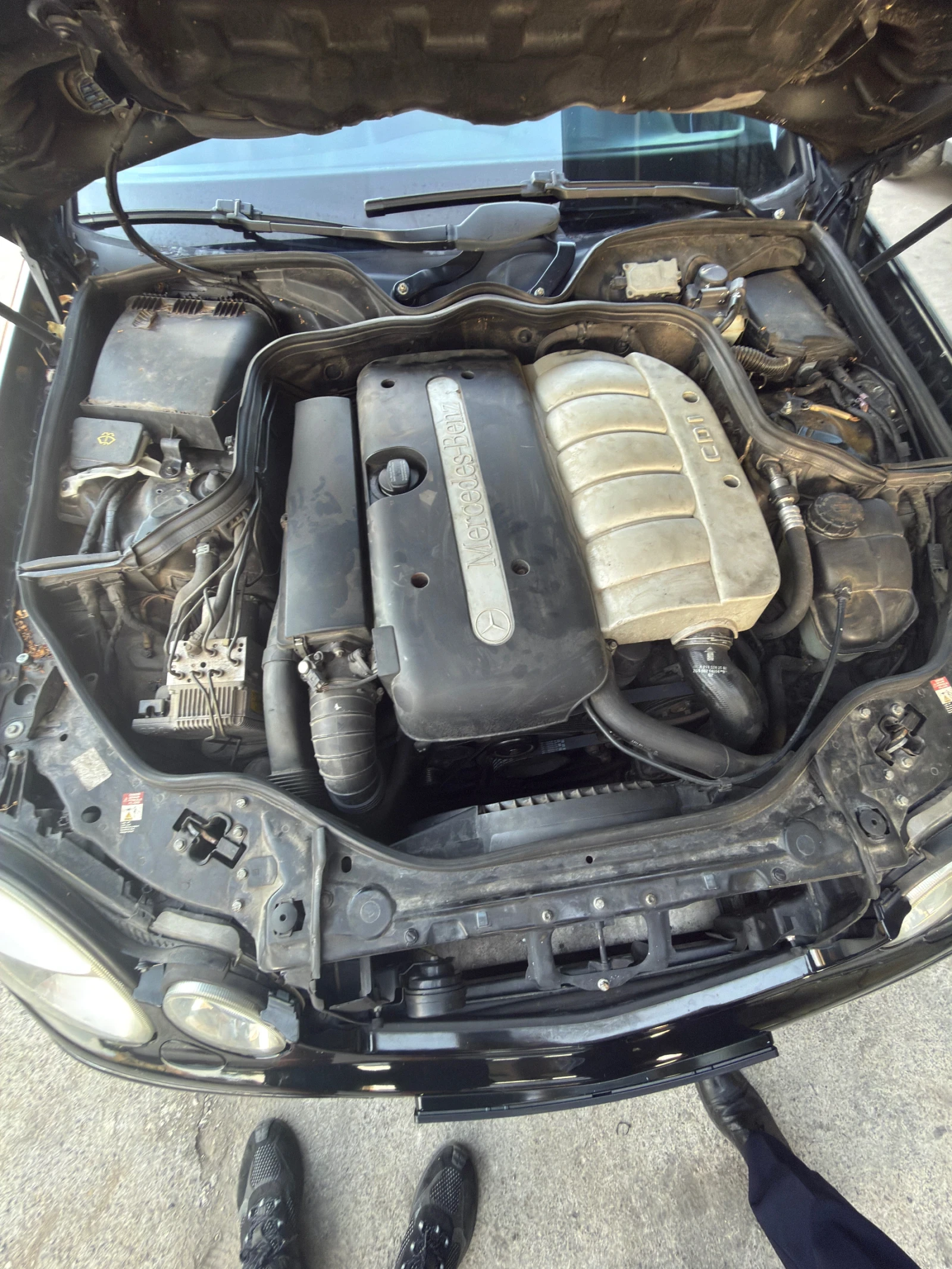 Mercedes-Benz E 270, снимка 11 - Автомобили и джипове - 56107217