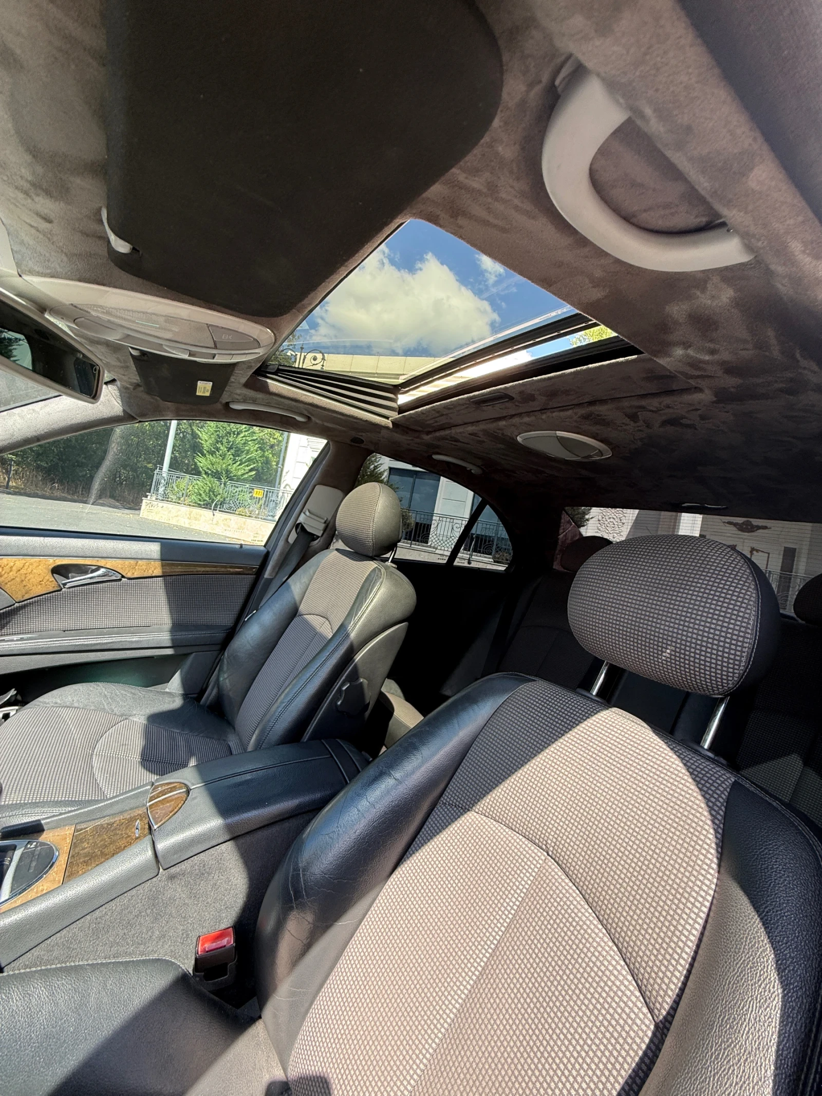 Mercedes-Benz E 270, снимка 5 - Автомобили и джипове - 56107217