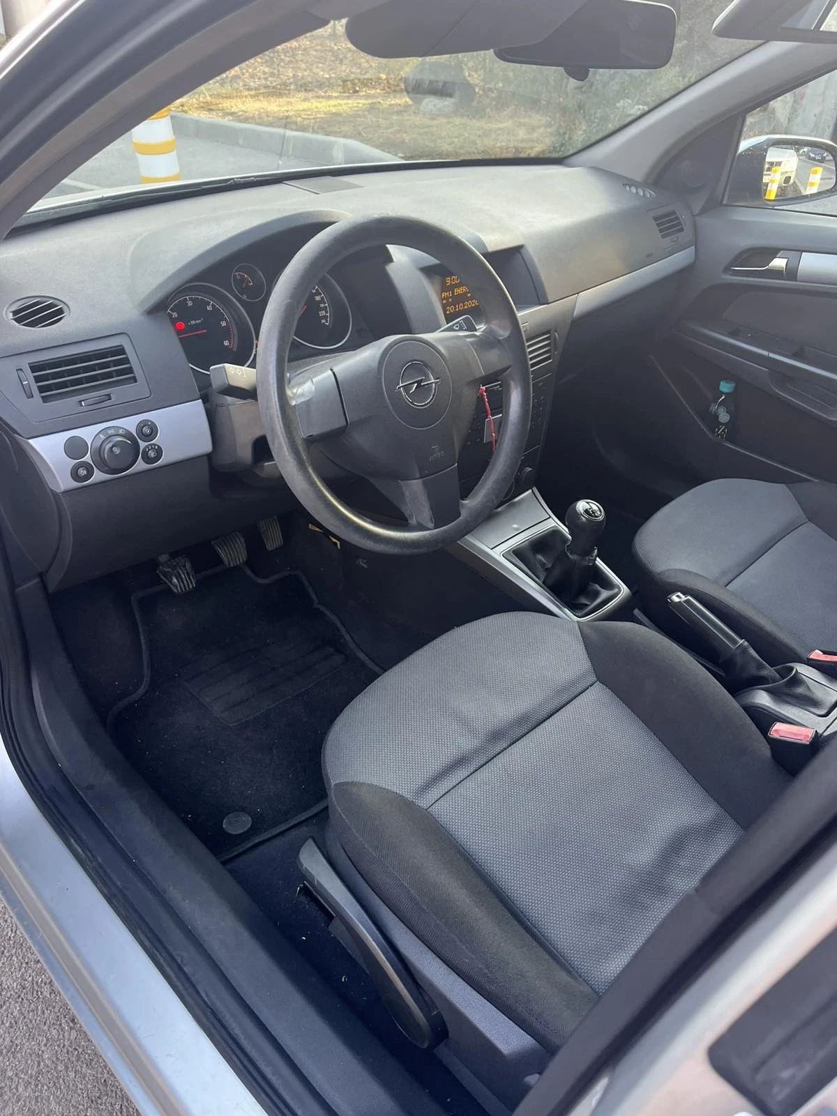 Opel Astra 1.7 cdi, снимка 5 - Автомобили и джипове - 56576857